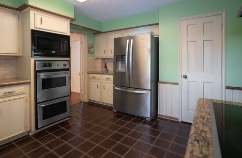 Barker House | Spacious & Quiet 5 beds, 3.5 bathroom home away from home in Katy, Texas