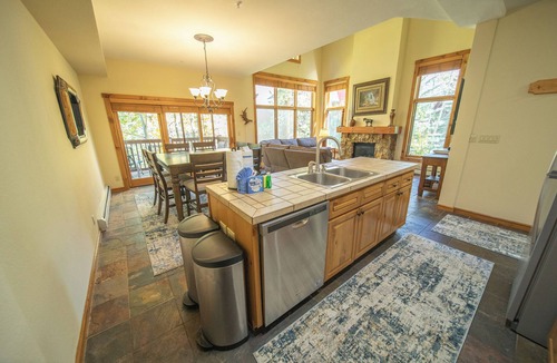 Lakeside Village House | Spacious Townhome | 4BR + Lake & Summer Fun