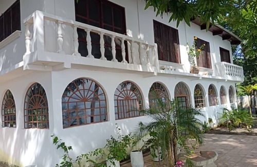 Rio Dulce Villa | Spanish Villa Punta Caimanes, Lake Izabal