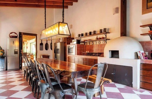 Valle de Bravo House | Spectacular House with Jacuzzi and Huge Garden