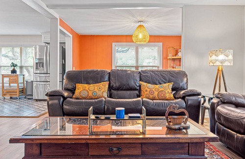 Pedernales Bend House | Spicewood, Lake Travis, Pedernales, Hot Tub, Fire Pit, Dock Access