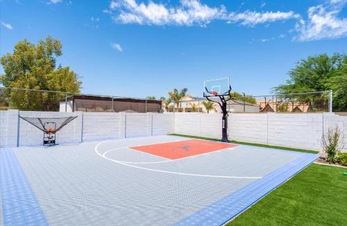 Shea North Estates House | Sportscourt Pool Hot Tub Game Room Playground