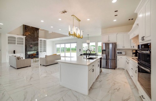 Weston House | Sprawling Countryside Home in Dallas Area