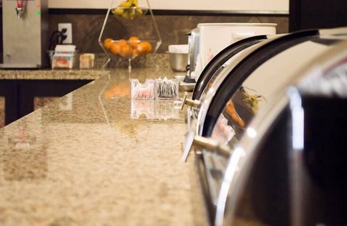 Cuauhtemoc Hotel | Spring Water Hotel & Suites