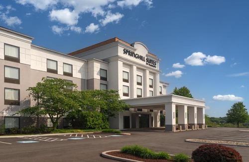 Willock Hotel | SpringHill Suites West Mifflin