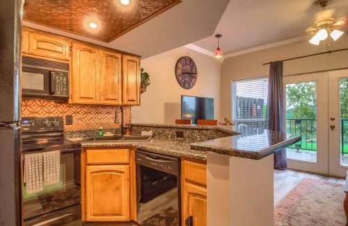 New Braunfels Apartment | SS B4 Riverside Condo