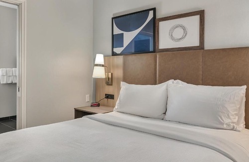 Tyler Hotel | Staybridge Suites Tyler University Area by IHG
