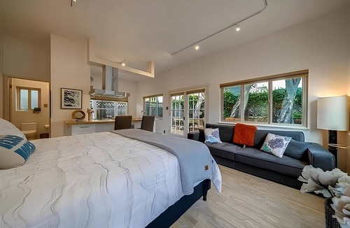 El Granada House | Steps from the Beach Getaway