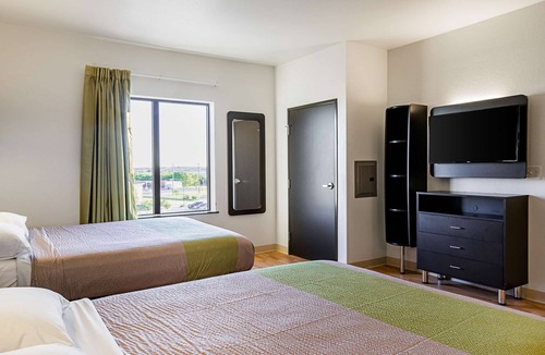 Buda Hotel | Studio 6 Buda, TX