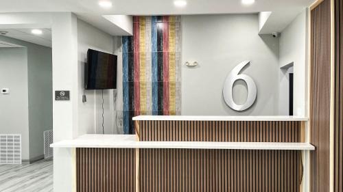 Southeast Houston Hotel | Studio 6 Houston TX Pearland Medical Center
