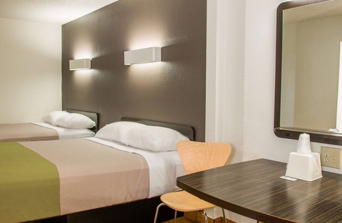 San Antonio Hotel | Studio 6 San Antonio, TX - Lackland AFB