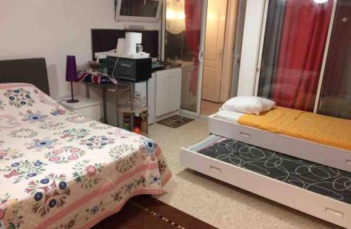 Saint-Symphorien-d'Ozon Apartment | Studio indépendant à 15 min de Lyon et de vienne.