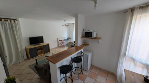 Decines-Charpieu Apartment | Studio proche du Groupama Stadium