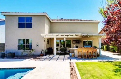 Summer Meadows House | Stunning Heated Pool +Game Room +Great Location