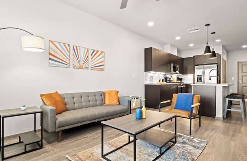 La Buena Vida Apartment | Stunning Westgate CozySuites by stadium w/pool 9