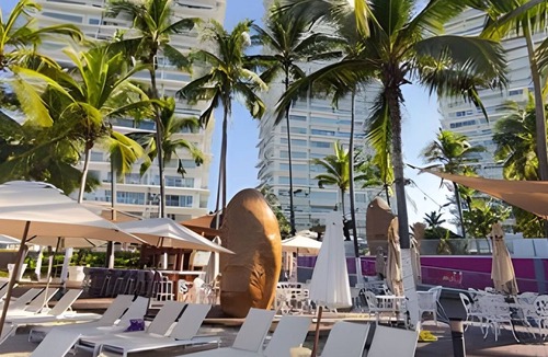 North Hotel Zone House | Stylish 2BR retreat w/balcony & beach access