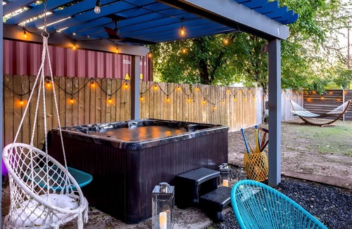 Govalle House | Stylish 4BR Home w Pool & Hot Tub near Downtown