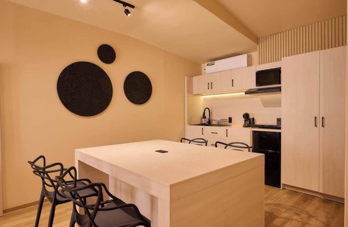Reforma Apartment | Stylish King Apartment in Oaxaca's Reforma District
