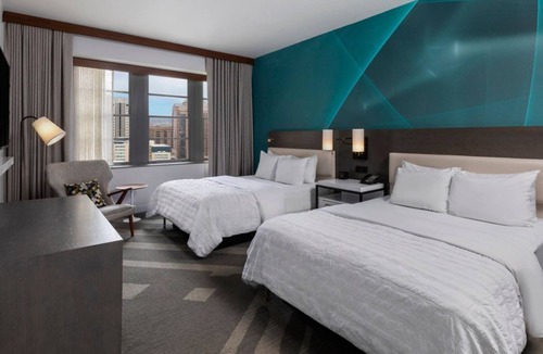 Downtown Houston Hotel | Stylish Pet Friendly Room Near Minute Maid Park!