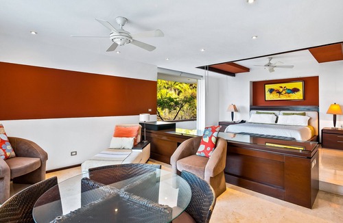 Conchas Chinas Cabin | Suite 1 - Casa Samo Conchas Chinas