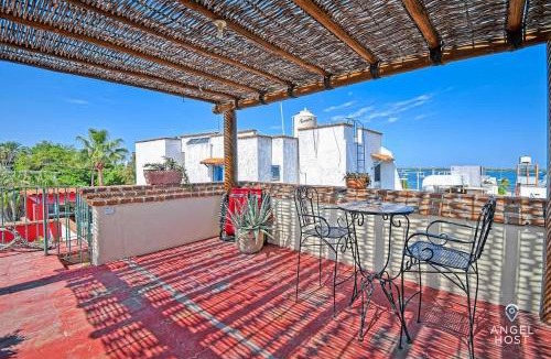La Paz Hotel | Suite Steps from Malecon Beach Dining Stripe
