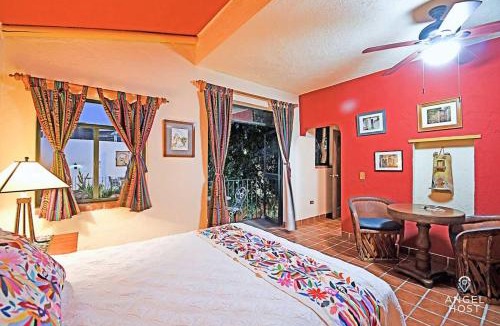 La Paz Hotel | Suite Steps from Malecon Beach Dining Stripe