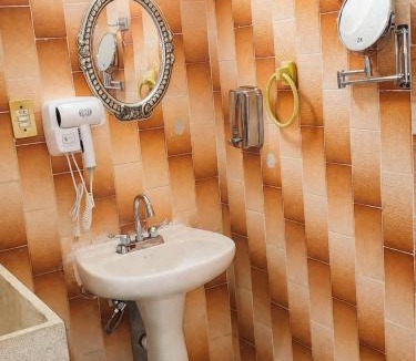 Hornos Insurgentes Apartment | Suites Acapulco Real