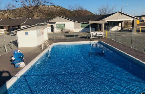 Junction Hotel | Sun Valley Motel Junction
