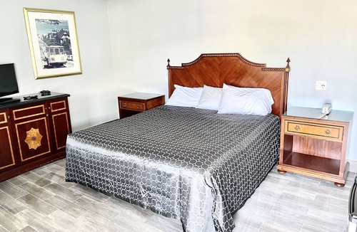 Downtown Hotel | Sundial Lodge