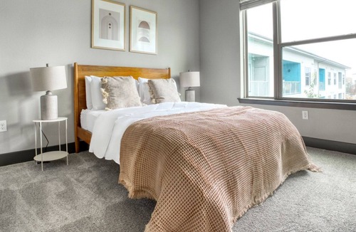 Chestnut Apartment | Sunny East Austin 1BR w/ Pool, Gym & W/D, nr restaurants, by Blueground
