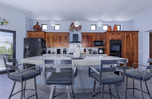Los Barriles Apartment | Sunny Poolside Escape Near the Beach