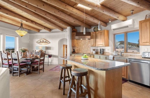 North Hills RV Rental | Sunset view with Hot tub, Game Room