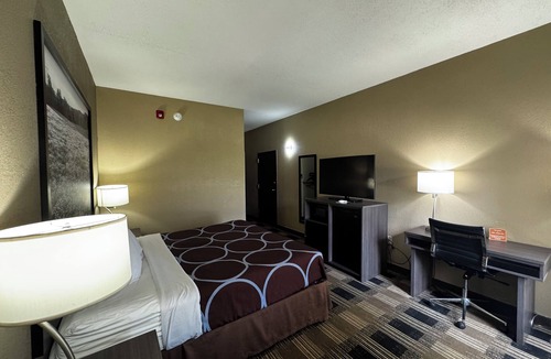 Conway Hotel | Super 8 by Wyndham Conway