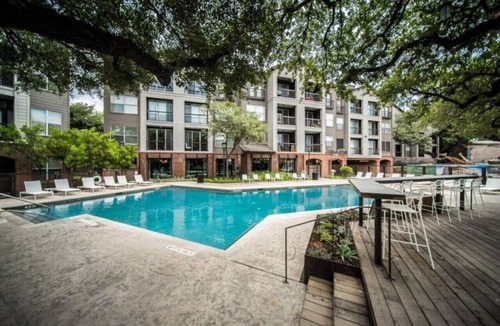 Bouldin Apartment | Super Stylish, Spacious, Fun and Best Location!