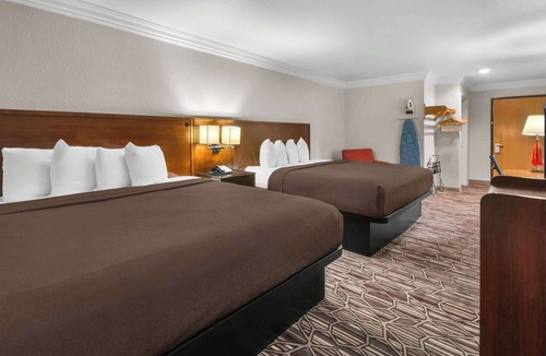Benbrook Hotel | SureStay Plus by Best Western Benbrook Fort Worth