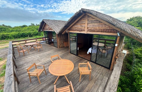 Elota Ski Chalet | Surf Cabin Oceanfront – Celestino Gazca