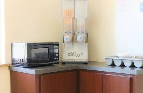 Clodine Hotel | Symphony Inn and Suites