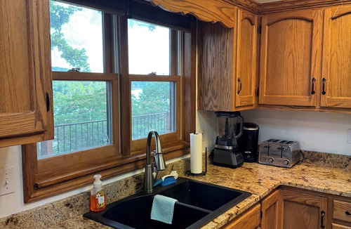Omaha House | Table Rock Lakefront Home Sleeps 15 Walk to Water Near Branson & Big Cedar