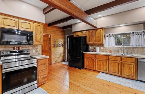 Payson Cabin | Tall Pines Escape