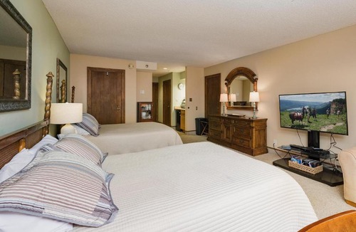 Purgatory Apartment | Tamarron Lodge Studio 224