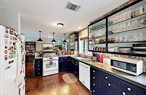 South River City House | Tastefully Remodeled Travis Heights Bungalow - 2 Miles to Downtown