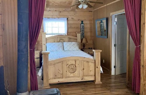Vanderpool Cabin | Texas Hill Country Glamping in this Rustic Cabin - Perfect for Family Vacations in the South