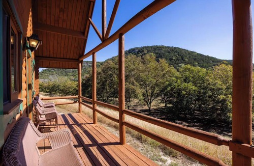 Medina Cabin | The Apache Suite: Texas Hill Country Resort + Pool