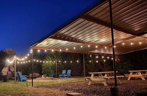 Wills Point Cabin | The Arrowhead Tipi Resort - Big Lakes - Nomadic Tipis on Lake Tawakoni