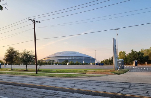 Arlington Apartment | The AT&T Stadium Key