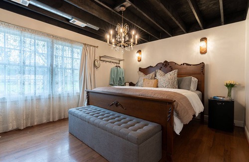 Spring House | The August Inn