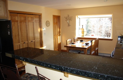 Wildernest House | The Bear's Den: Close to 6 ski resorts - Sleeps 8 - Silverthorne - STR21-00794