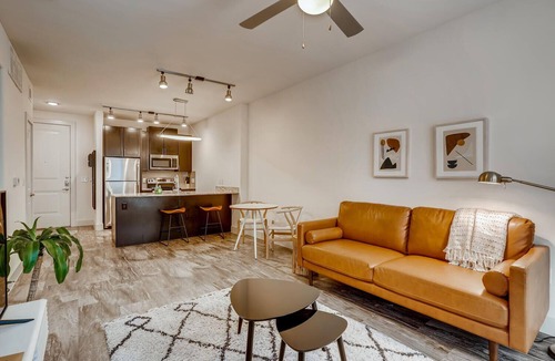 North Burnet House | The Bindel l Domain l Amazing Location