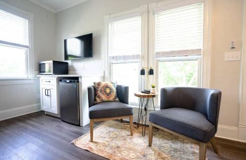 Five Points Hotel | The Charming Cowboy - Curtis Park Club - RiNo