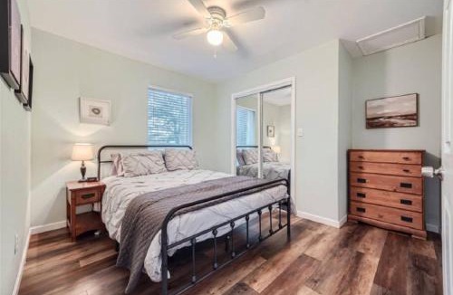 Cedar Creek House | The Creek House